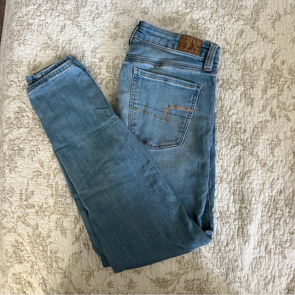 American Eagle Outfitters Light Blue Jeans